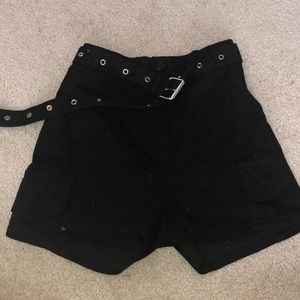 Harper high wasted cargo shorts